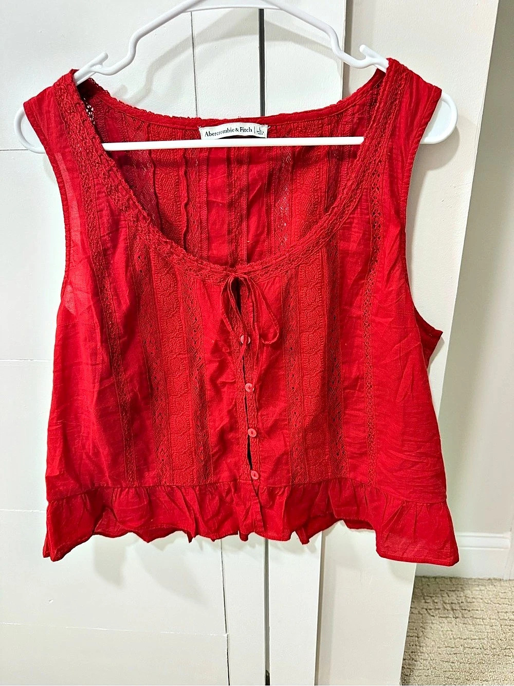 Abercrombie & Fitch Button-Through Lace-Trim Tank Red, Size L, NWOT